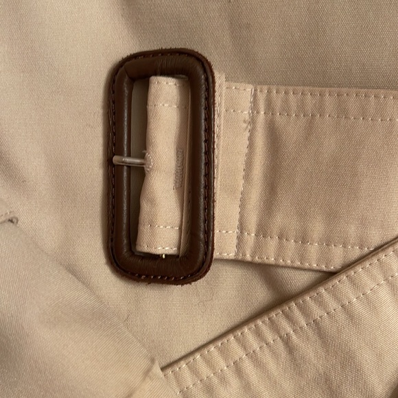 Burberry Stone/ Beige Ivybridge Trench Coat 6 / M